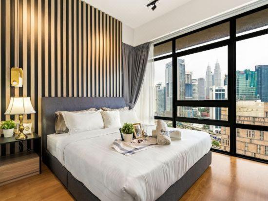 Anggun Suites Klcc Куала Лумпур Екстериор снимка